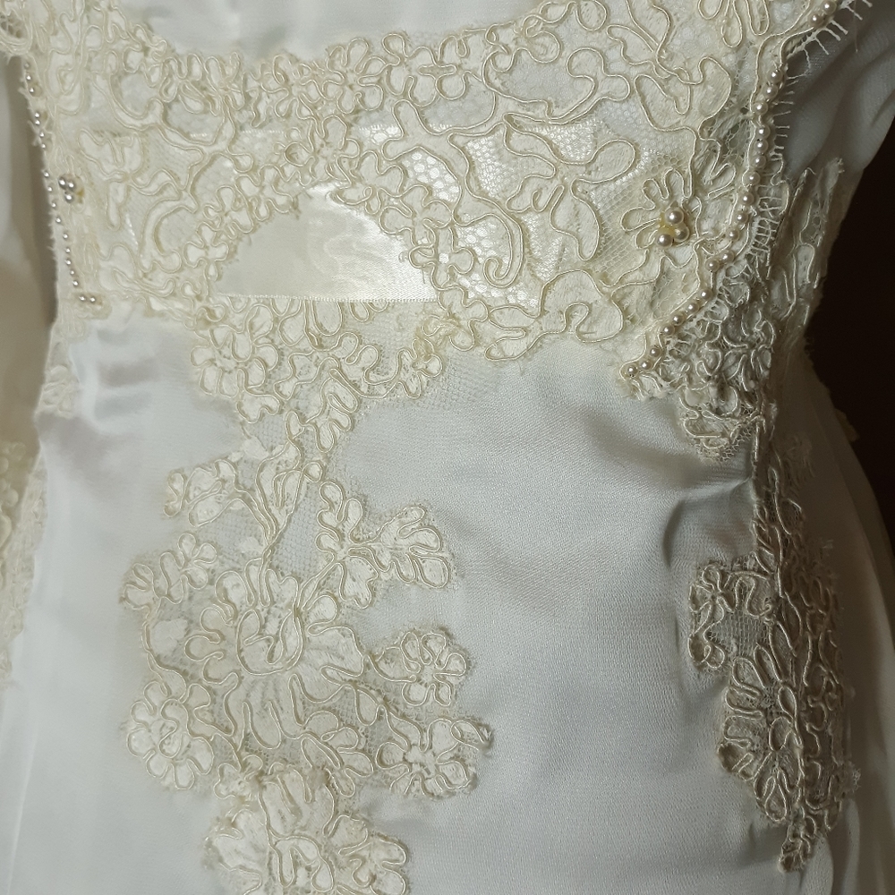 60s edwardian style lace wedding dress - Picture 8 of 15